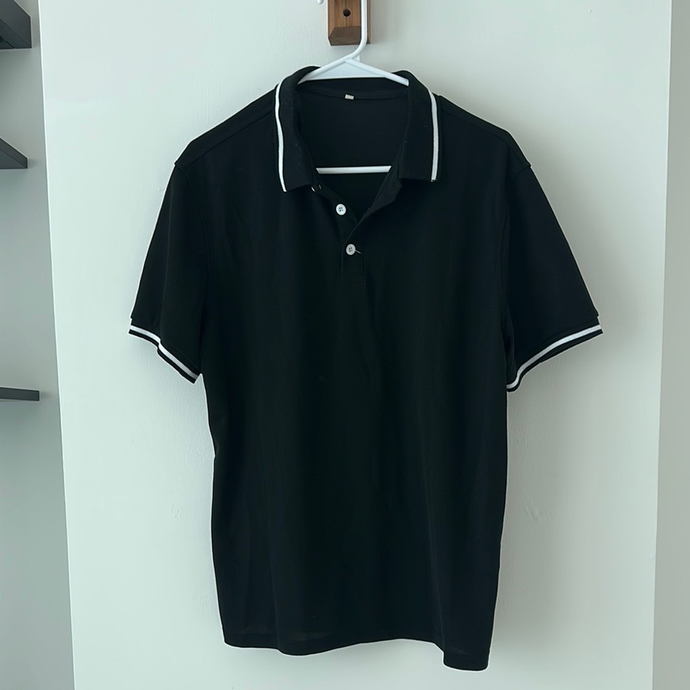 SHEIN Black and White Polo Shirt with Sporty Trim
